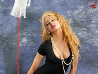 Lezpoo.com With IBAN / BIC s0